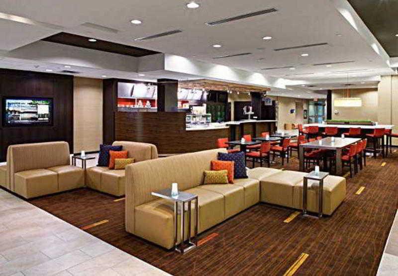 Hotel Courtyard By Marriott London Extérieur photo