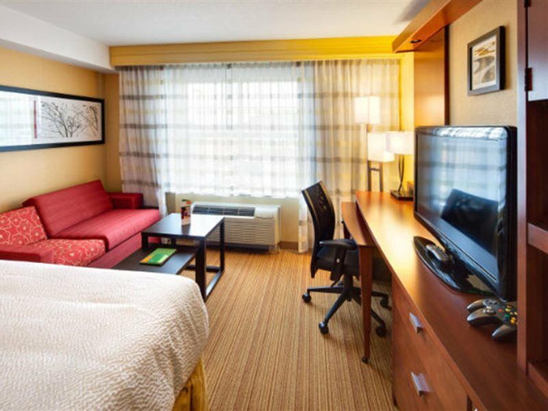 Hotel Courtyard By Marriott London Extérieur photo