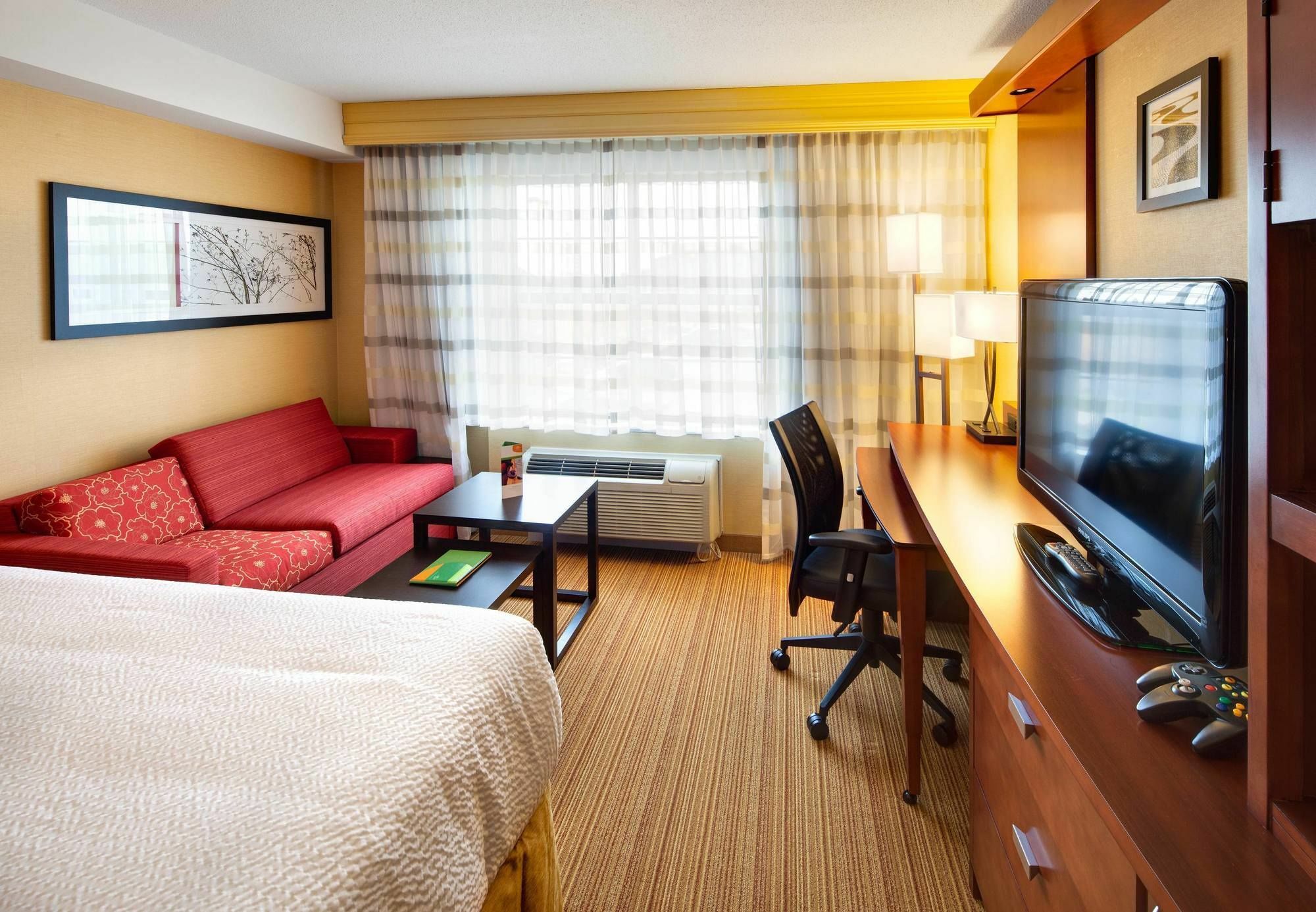 Hotel Courtyard By Marriott London Extérieur photo